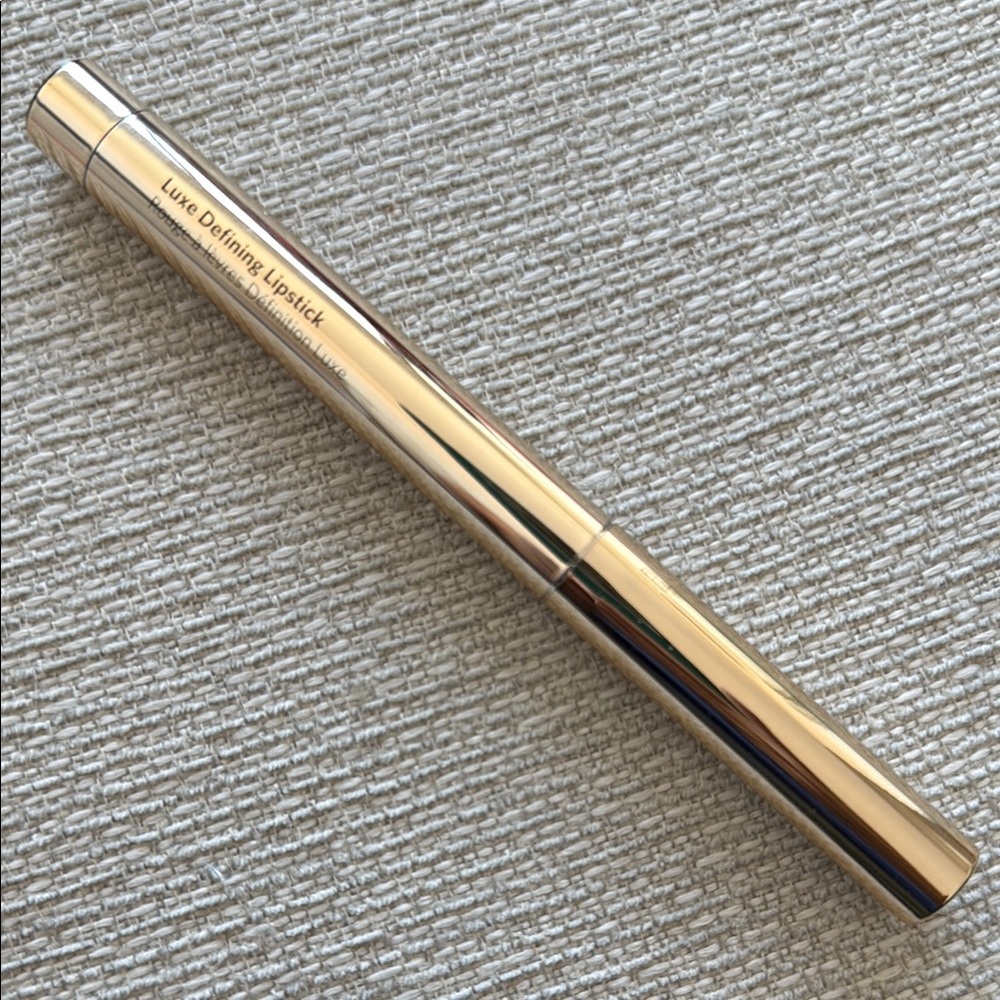 Bobbi Brown Luxe Defining Lipstick